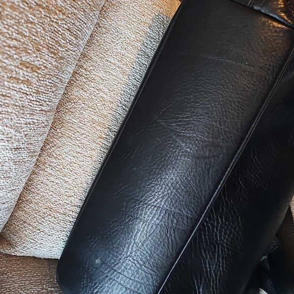 Duluth Leather Tote Black - Picture 10 of 10